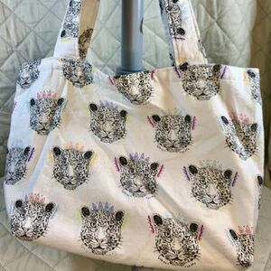 Handmade Medium Tote Bag - Crowned Spots